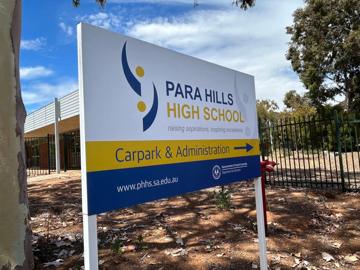 Long-Lasting Aluminum Composite Signs